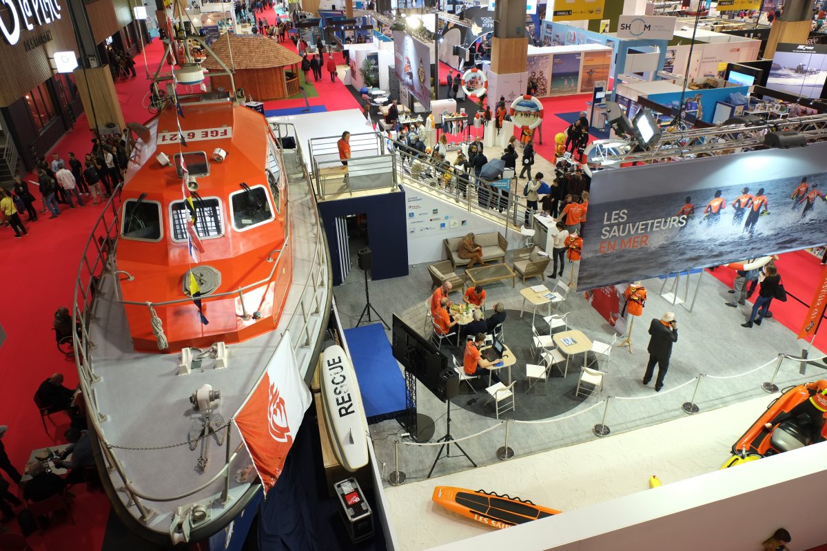 Vagnon et la Librairie Maritime Outremer sur le Nautic de Paris, du 7 au 15 décembre